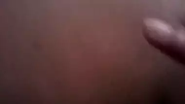 INDIAN AMATEUR COUPLE SUCKING AND FUCKING AT NIGHT TIGHT PUSSY AND BIG DICK