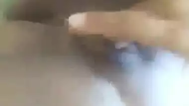 Horny Bhabhi masturbating pussy on selfie cam