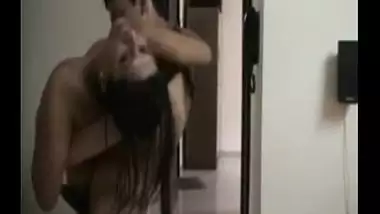 Bhabhi And Husband Fuck In hotel On Their Honeymoon