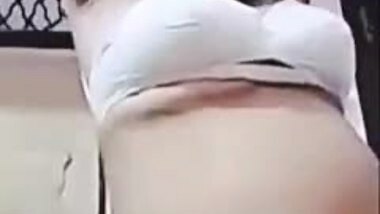 Big ass bhabhi private body parts exposing