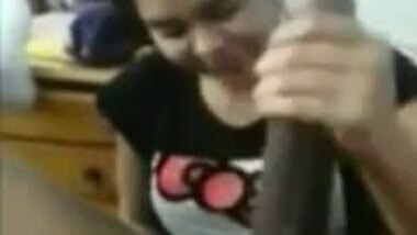 Desi blowing a really long dick.mp4