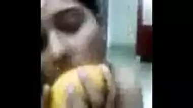 Mangala Bhabhi Eat Mango Nude