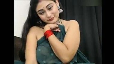 Jóvenes casados, india chica, show en camara