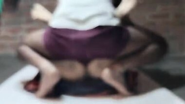 Village bhabhi paid sex with neighbor viral clip