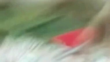 Sexy Desi Girl Shows Her Boobs and Pussy