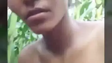Desi girlfriend boyfriend boobs pressing outdoor