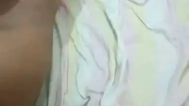 Shy girlfriend nude capture in hotel room FSI sex