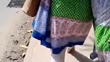 Bangla butt on street