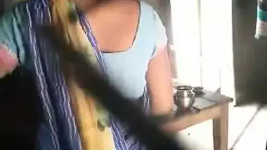 Village cheating bhabhi fucking hard with devar in doggystyle