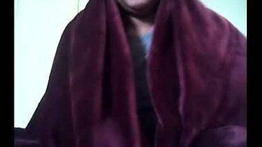 Bangladeshi tight big ass bhabhi with lover in hotel room