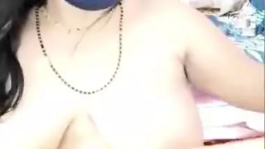 Big Boobs Horny Sheela Bhabi Fingering and 1st Time Live Squirting