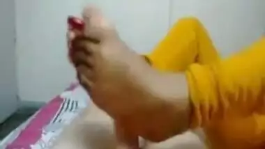 Indian Maid Giving a Footjob To Owner