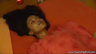 Sensual Body Massage For Indian MILF