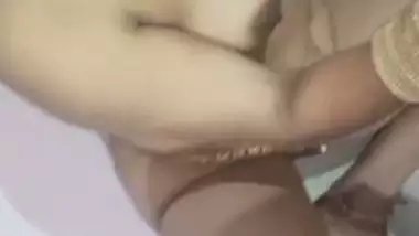 Nesha bhabi sucking penis porn MMS