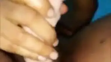Homemade sex video of Indian woman in hijab playing with long dildo then pees