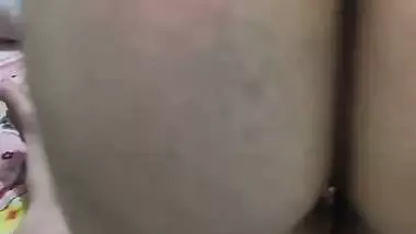 Brown haired cam girl boob pressing and pussy fingering