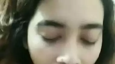 Intense deep throat blowjob MMS of a sexy Delhi girl Riya