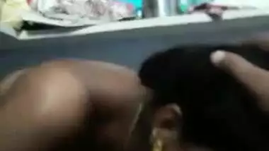 Desi bhabi sucking