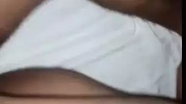 Big boobed Indian prostitute talking on phone during sex video