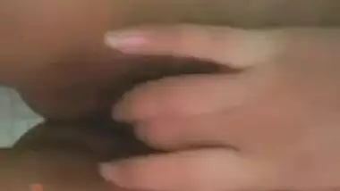 Hottest Pakistani XXX girl shows her perfect pink pussy on cam