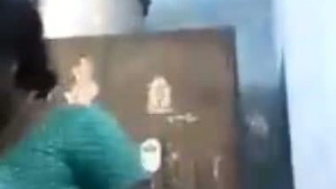 Tamil aunty in saree nude sex chat video call