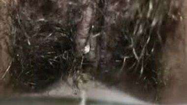 Desi cool girl pissing with hot view in village...