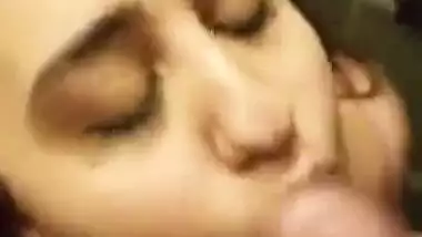 Sexy Blowjob In Restroom And Cumshots On Desi Girl’s Face