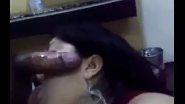 Muslim aunty blowjob wraps saliva over erected dick