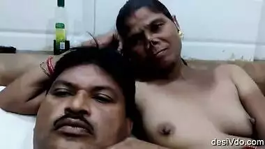 Indian married couple fucking in hotel