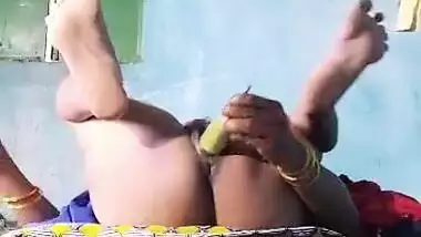 Horny village bhabhi masturbating