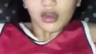 Assamese desi nude girl sucks her coach’s dick
