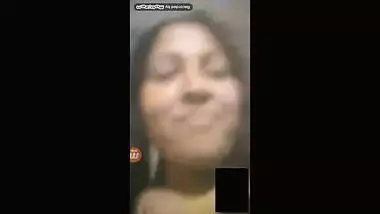 Married Bhabi Showing On videoCall