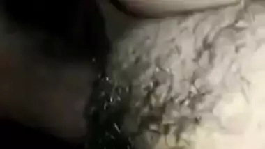 Mature Dehati wife enjoys having her XXX slit stuffed with Desi dong
