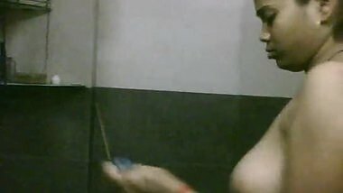 Sexy Bhabhi Undressing In Bathroom