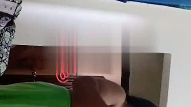 Sex Tamil aunty dress change viral