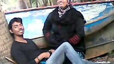 Bangladeshi Aunty with Young Lover