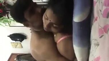 Indian Tamil aunty sex MMS video with her lover