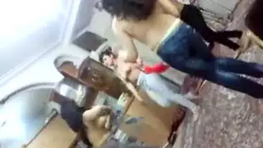indian girls dancing with out bra 