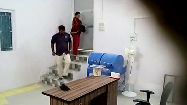 Desi Aunty Fucked in Office Video (By XossipFap)