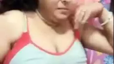 Sexy Bhabhi oral sex latest MMS episode