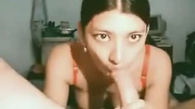 Desi woman knows deepthroat sucking
