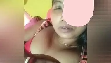 Cute Bhabhi video call with a facebook friend of hers