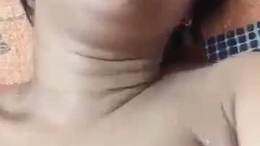 Man fucks a Muslim girl’s tight pussy in Bangla sex video