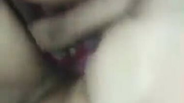 Cute expression of hot mumbai girl during sex