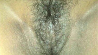 Yogandrie Chetty Fucking in Shower with Married Man