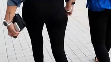 Chandigarh - Tight Jeans walli 