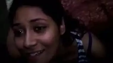 Young college girl’s Desi cum facial act on cam