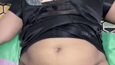 Chubby lady enjoys desi fingering by her cousin