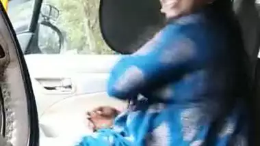 Malayali car sex desi porn with Mallu audio