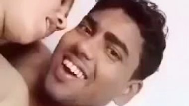 Newly married desi couple foreplay sex viral MMS